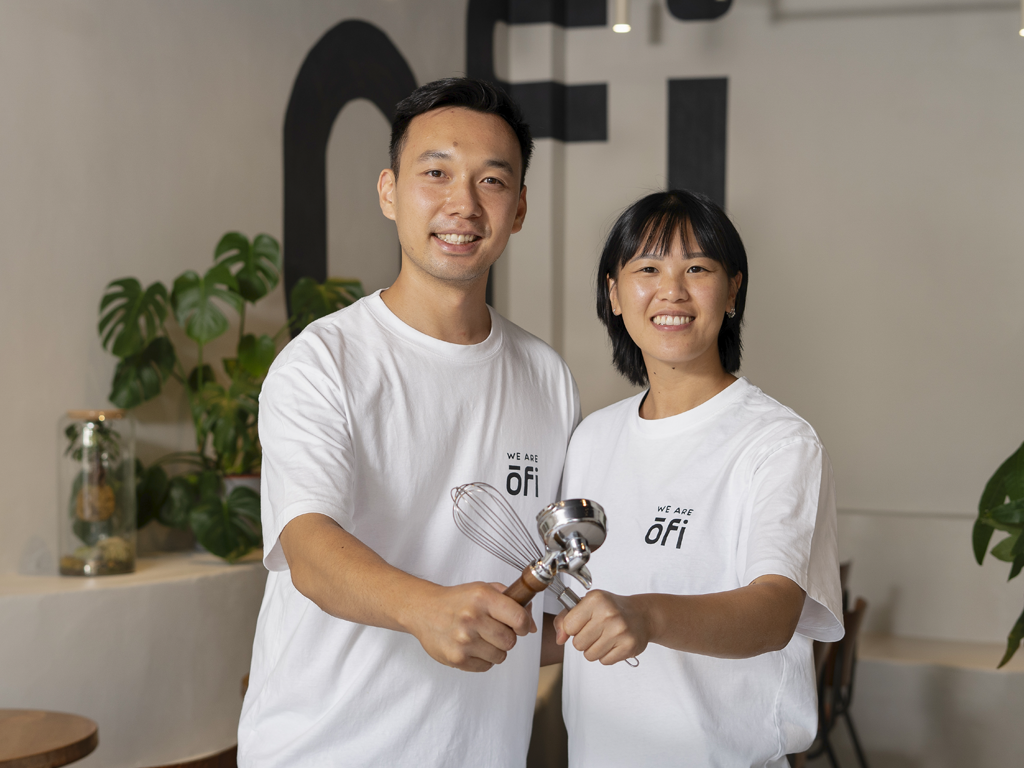 Somos (Zheng) (TingTing) propietarios de Ōfi Café