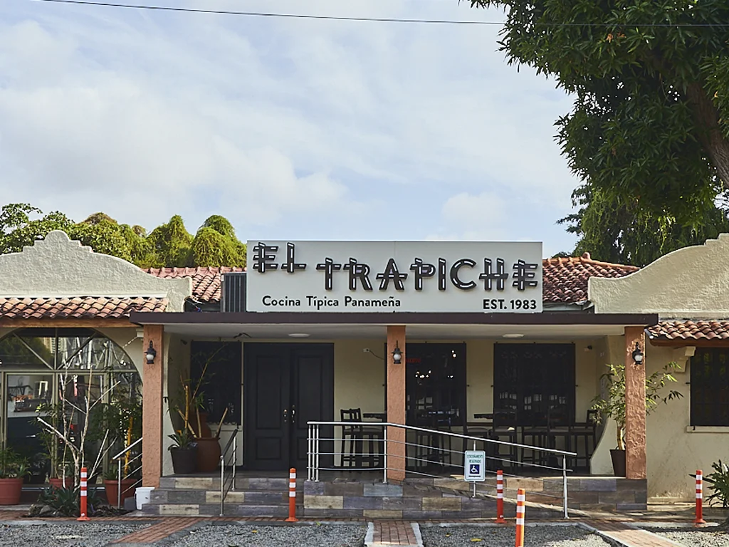 El Trapiche Panamá restaurante típico 5 locaciones